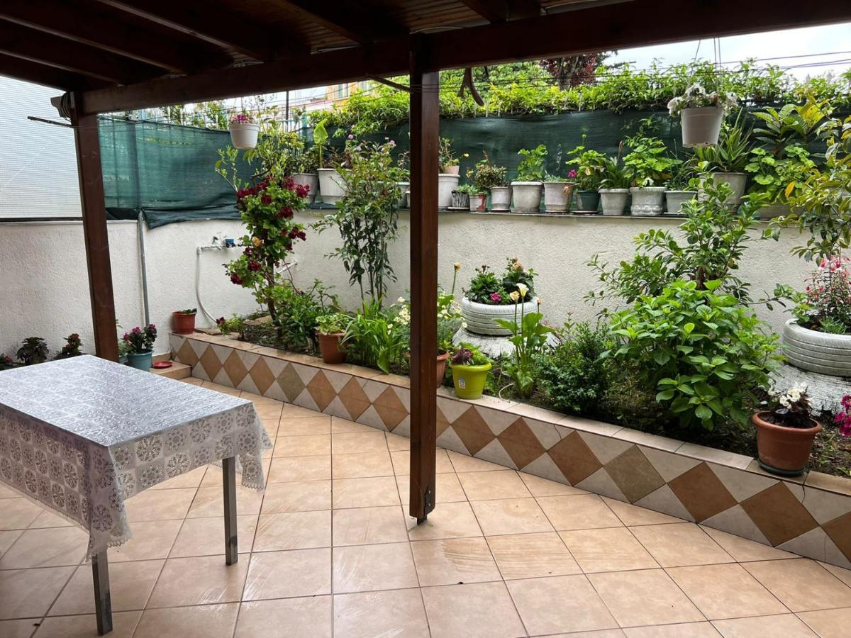 Goni Guest House Saranda Extérieur photo
